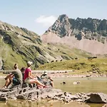 Hotel Restaurant Waldhaus 3*