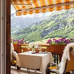 Restaurant Waldhaus ホテル 3*