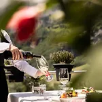 Restaurant Waldhaus ホテル 3*