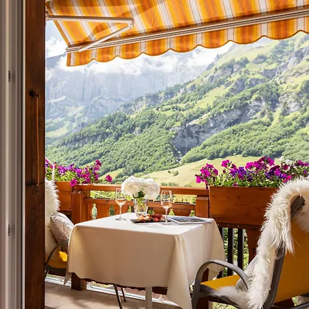 Restaurant Waldhaus Готель