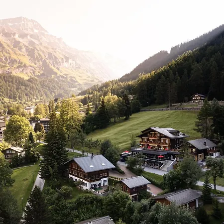 Hotel Restaurant Waldhaus 3*