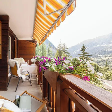 Restaurant Waldhaus 3*