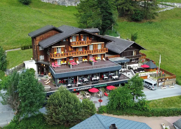 Restaurant Waldhaus 3*