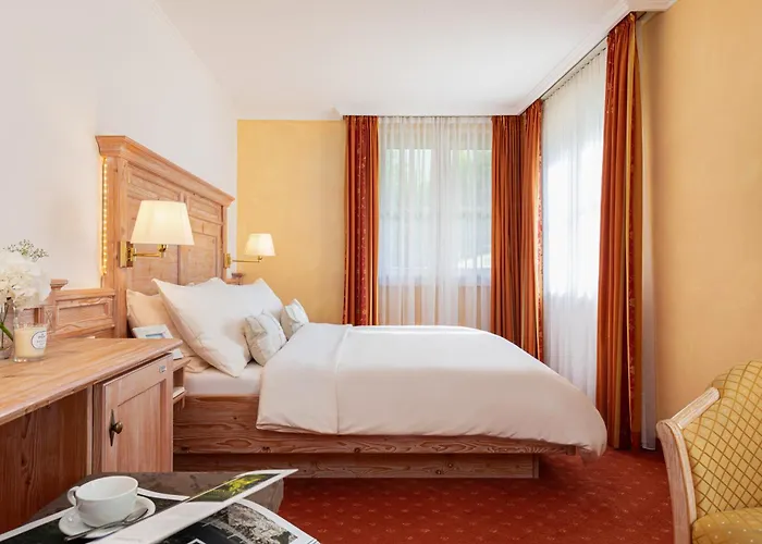 Restaurant Waldhaus 3*